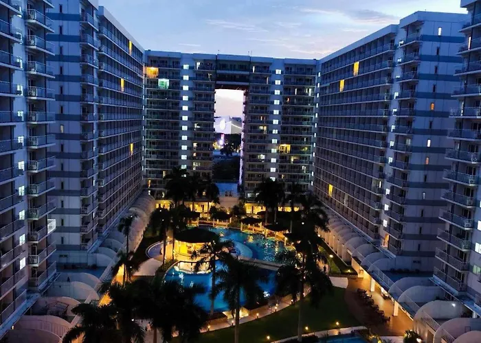1528 Pool View With Balcony Manila