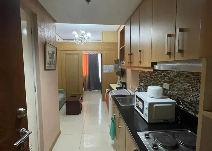 1528 Pool View With Balcony Apartment