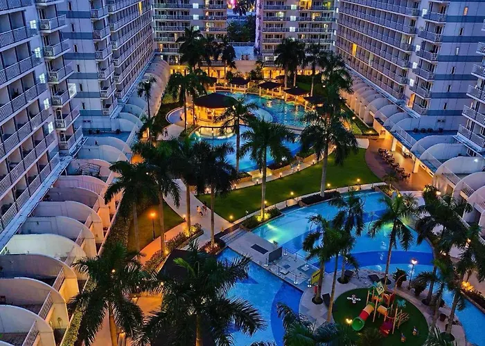 1528 Pool View With Balcony Apartment *